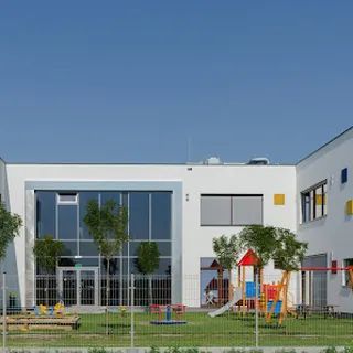 PRZEDSZKOLA POMARAŃCZOWA CIUCHCIA SPÓŁKA Z O.O. SPÓŁKA KOMANDYTOWA image 1
