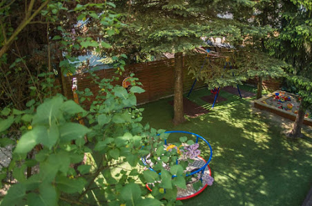 Prywatne Przedszkole Montessori "Samodzielny Maluch" - zdjęcie 1