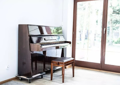 Niepubliczny Punkt Przedszkolny Artystyczno-Terapeutyczny Gryzmołki - zdjęcie 1