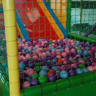 Tęczowy Klub Dziecięcy image 2