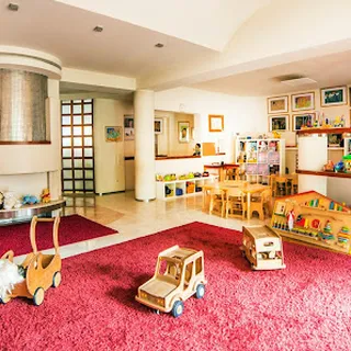 PRZEDSZKOLE PUBLICZNE "W BAJKOWYM OGRODZIE" image 3