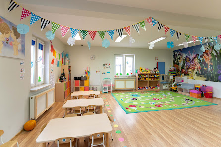 Niepubliczne Przedszkole Dwujęzyczne Szczęśliwe Dziecko W Mielcu - zdjęcie 1