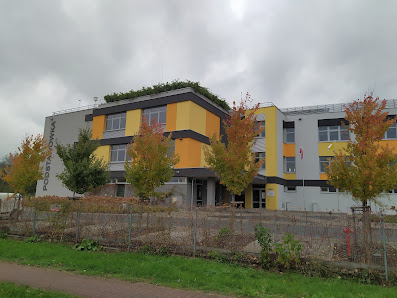 PIJARSKIE PRZEDSZKOLE W WARSZAWIE - zdjęcie 1