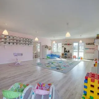 Żłobek i Przedszkole AKADEMIA MALUCHA - Kalinowa - miniatura 1