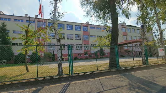 PUBLICZNE PRZEDSZKOLE Z ODDZIAŁAMI INTEGRACYJNYMI W OTYNIU - zdjęcie 1