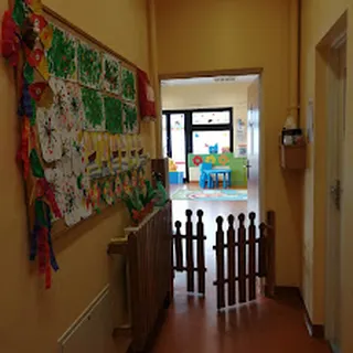 TERAPEUTYCZNY PUNKT PRZEDSZKOLNY KAMYK ZIELONY image 3