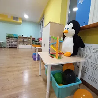 PINGU Dwujęzyczny Żłobek Sportowy image 4
