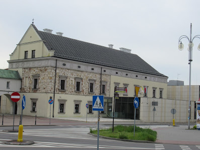 Niepubliczne Przedszkole Językowe Zgromadzenia Sióstr Córek Maryi z Pesche pw. Matki Bożej Dobrej Rady - zdjęcie 1