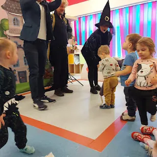 Bajkowa Akademia Smyka Żłobek Uniwersytecki image 3