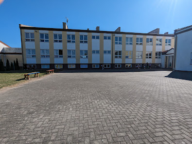 Przedszkole Gminne W Lubstowie - zdjęcie 1
