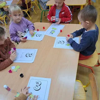 Przedszkole Gminne w Gwiazdowie filia w Boleszewie image 99