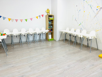 NIEPUBLICZNE PRZEDSZKOLE "PIERWSZE KROCZKI" - zdjęcie 1