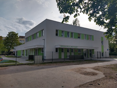 PRZEDSZKOLE NR 318 "ZIELONY ZAKĄTEK" - zdjęcie 1