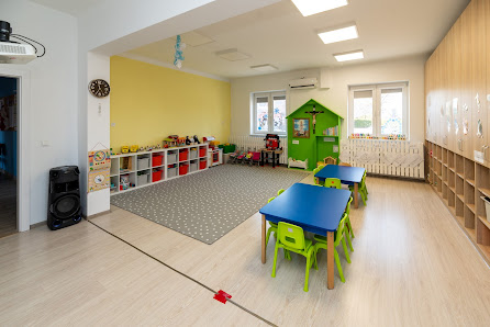 NIEPUBLICZNEKATOLICKIE PRZEDSZKOLE "BOŻY DOMEK" IM. ŚW.KLEMENSA HOFBAUERA - zdjęcie 1