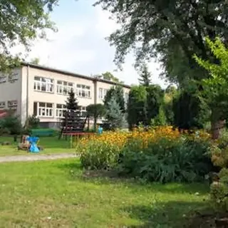 Przedszkole Niepubliczne "Pod Gwiazdkami" image 1