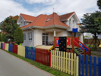 PRZEDSZKOLE NIEPUBLICZNE "AKADEMIA PANA DROZDA" Z ODDZIAŁAMI INTEGRACYJNYMI - zdjęcie 1