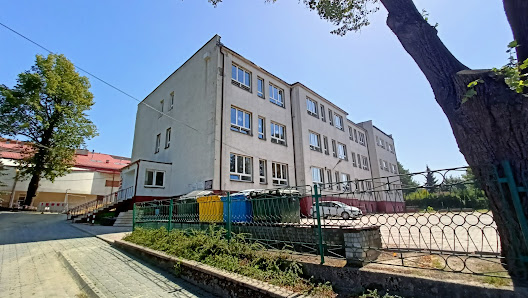 Przedszkole Nr 18 W Zespole Szkolno-Przedszkolnym Nr 5 W Dąbrowie Górniczej Ul Strzemieszycka 390 - zdjęcie 1