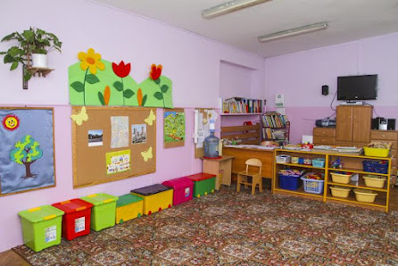 PRZEDSZKOLE NR 225 - zdjęcie 1