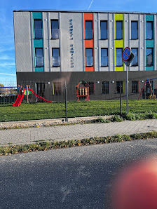 Żłobek przy Niepublicznym Przedszkolu Edukacyjnym "Planeta Uśmiechu" w Lubaniu - zdjęcie 1