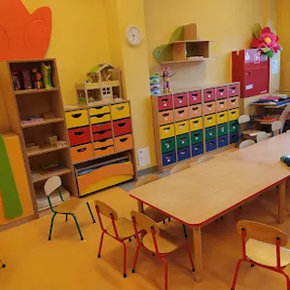 Przedszkole Nr 35 Z Oddziałami Integracyjnymi Tęczowy Domek image 3