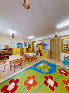 Niepubliczne Przedszkole "Mali Artyści" - zdjęcie 1