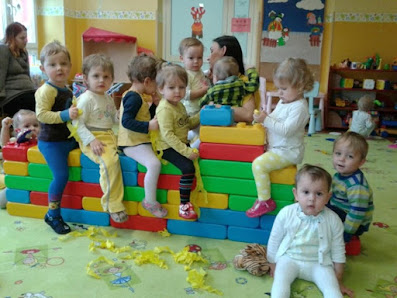 Niepubliczne Przedszkole Nr 4 O Profilu Edukacyjno-Przyrodniczym Pod Dębusiem Olbrzymkiem - zdjęcie 1