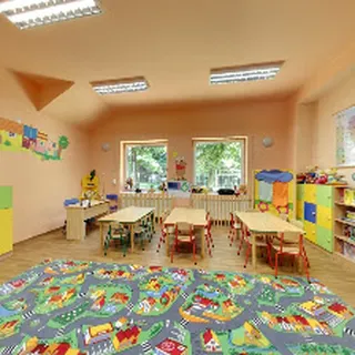 ŻŁOBEK KOLOROWE KREDKI image 5