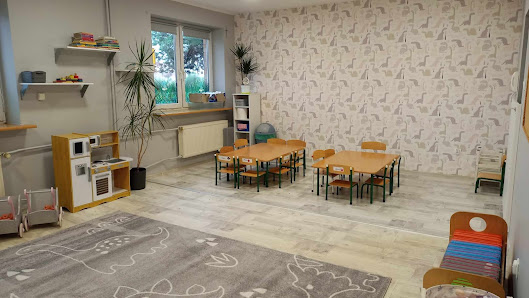 AKADEMIA SMERFA PRYWATNY ŻŁOBEK MARIA JEDRASZAKOWCZARZAK - zdjęcie 1