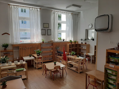 PRZEDSZKOLE NIEPUBLICZNE "ZDROWOJEŻ" - zdjęcie 1