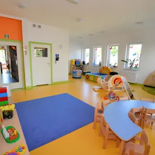 Przedszkole Niepubliczne Bajkowe Elfy image 4
