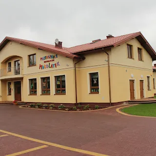 Klub Dziecięcy "MałoLatek" image 1