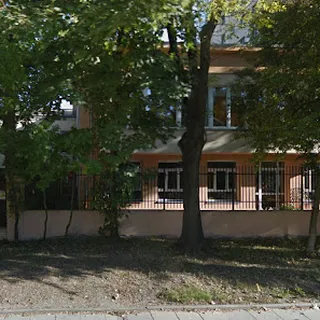 ŻŁOBEK MONTESSORI image 1