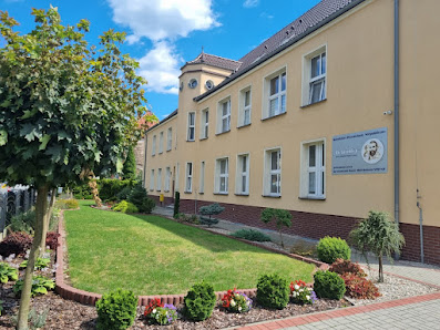 KATOLICKIE PRZEDSZKOLE NIEPUBLICZNE "OCHRONKA" IM.BŁ.E.BOJANOWSKIEGO - zdjęcie 1