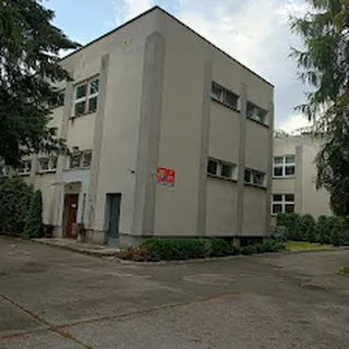 PRZEDSZKOLE MIEJSKIE NR 21 Z ODDZIAŁAMI INTEGRACYJNYMI I ODZIAŁAMI SPECJANYMI IM. PRZYJACIÓŁ KUBUSIA PUCHATKA W LESZNIE image 2