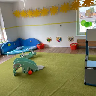 ŻŁOBEK MALI ARTYŚCI image 1