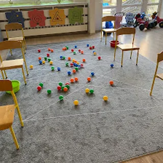 Przedszkole Nr 188 Dębowe Ludki image 2