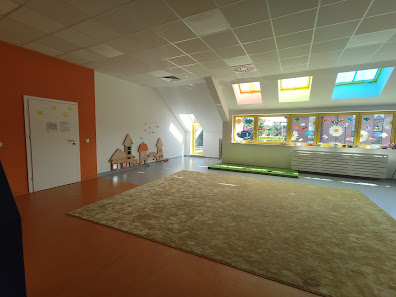 Niepubliczne Przedszkole Artystyczno-Językowe "Puchatkowo" - zdjęcie 1