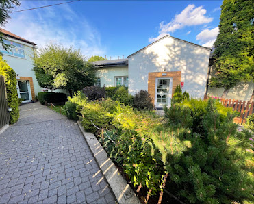 NIEPUBLICZNE PRZEDSZKOLE MALUSZEK - zdjęcie 1