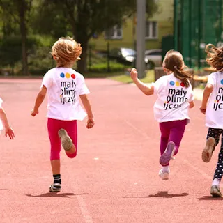 PRZEDSZKOLE EDUKACYJNO-SPORTOWE "MAŁY OLIMPIJCZYK" image 1