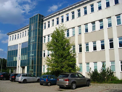 DWUJĘZYCZNE PRZEDSZKOLE SPORTOWE "MALI ODKRYWCY" - zdjęcie 1