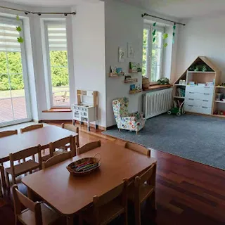 TERAPEUTYCZNY PUNKT PRZEDSZKOLNY ZIELONE GAGADKI image 3