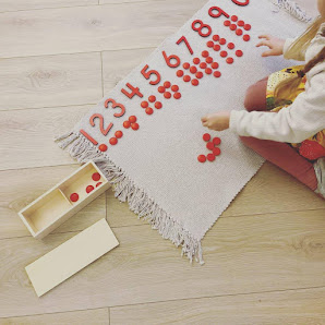 NIEPUBLICZNE PRZEDSZKOLE AMERICAN MONTESSORI PRESCHOOL - zdjęcie 1