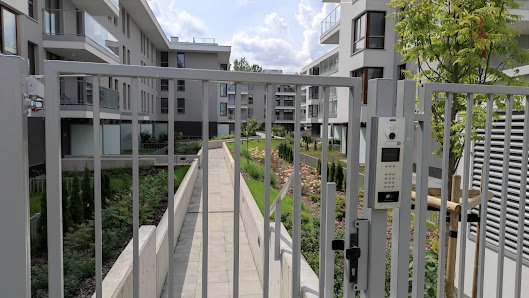 PRZEDSZKOLE Z ODZIAŁAMI INTEGRACYJNYMI NR 394 - zdjęcie 1