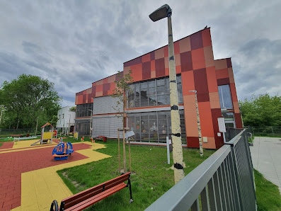 PRZEDSZKOLE NR 432 "ŁĄCZKA ZAJĄCZKA" - zdjęcie 1