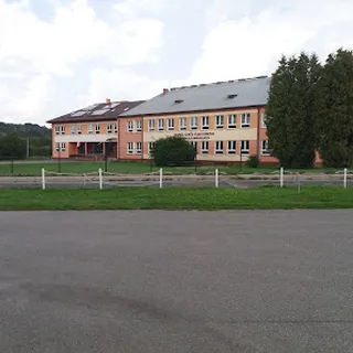 Publiczne Przedszkole W Uhercach Mineralnych image 1