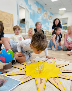 NADMORSKIE PRZEDSZKOLE MONTESSORI o Profilu Językowym - zdjęcie 1