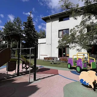 NIEPUBLICZNE DWUJĘZYCZNE PRZEDSZKOLE MAŁY PODRÓŻNIK image 1