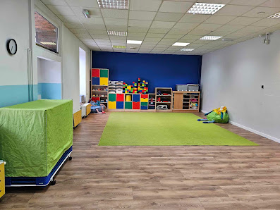 Dziecko w centrum - zdjęcie 1