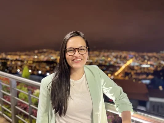 Sitter Profile Image: Evelin 