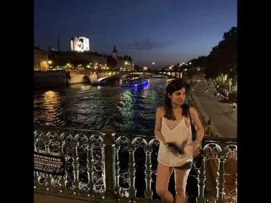 Sitter Profile Image: Lourdes 